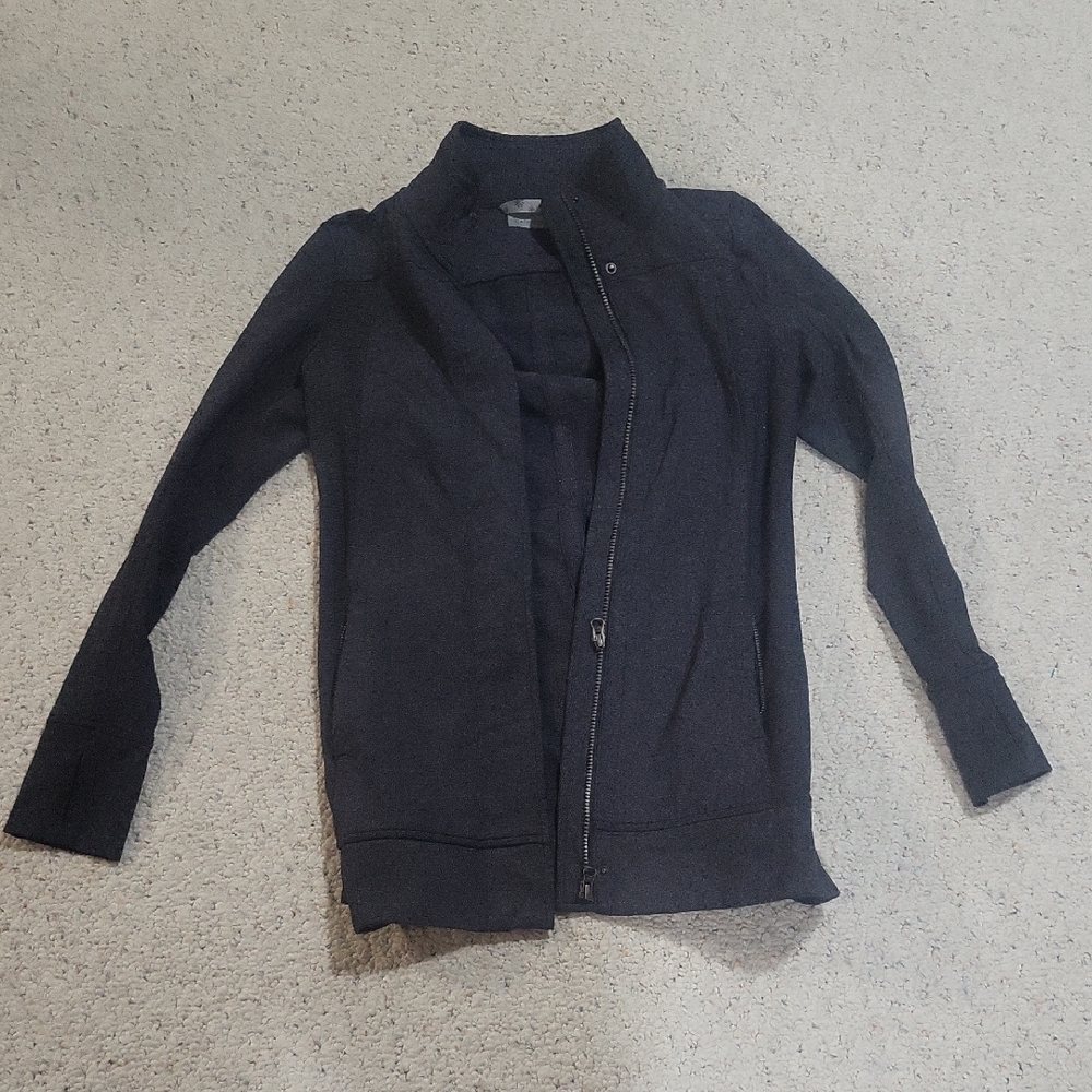 Athleta Gray Knit Top